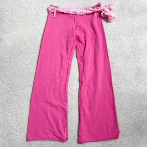 Vintage coquette pink flared belted low waisted pants